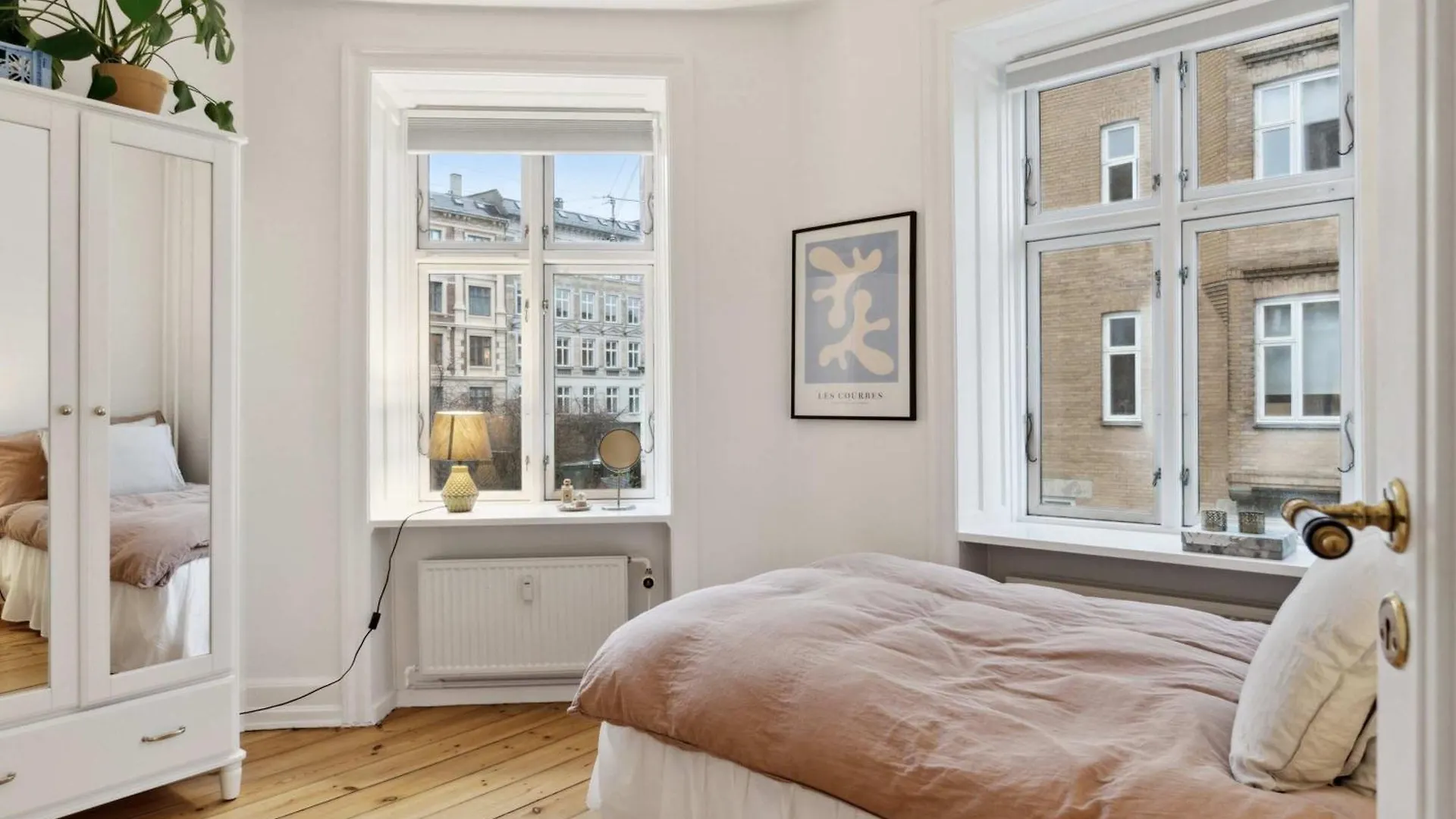 Modern Comfort In Copenhagen'S Coolest District Apartment Copenhagen
