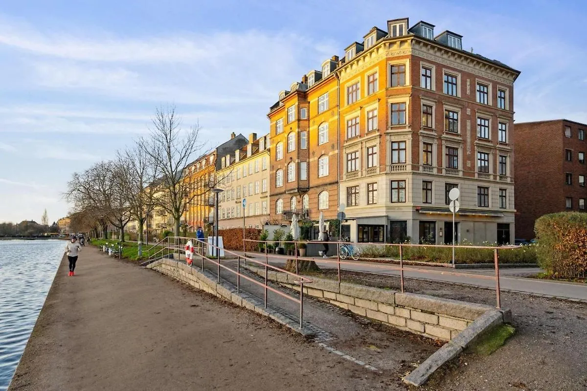 Modern Comfort In Copenhagen'S Coolest District Apartment